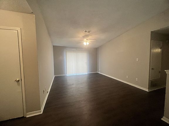 5th image of 8410 Country Walk Dr APT C