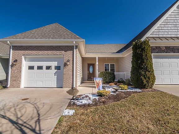 2nd image of 36 Brown Stone Dr