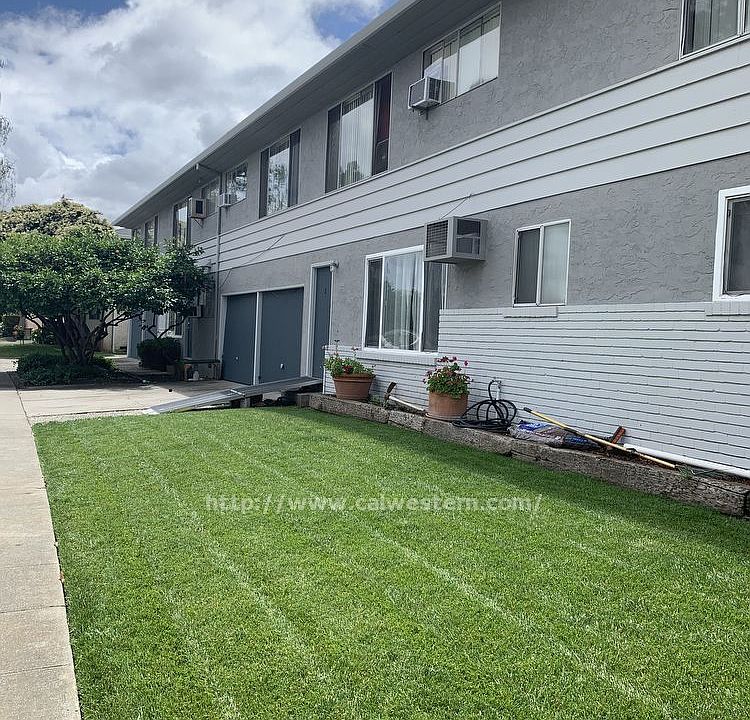 1st image of 1716 De Rose Way