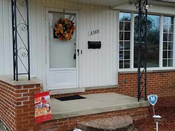 2nd image of 8388 Francine St