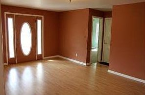 4th image of 315 W Valley St