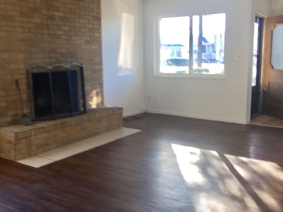 1st image of 58 Highridge Ct