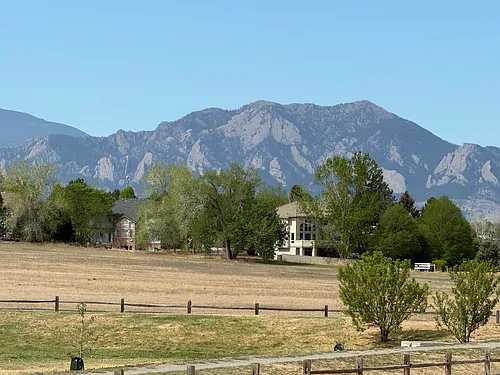 1432 Sanitas Ln Photo 1
