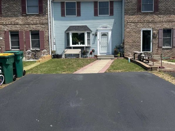 1383 Needham Cir, Hatfield, PA 19440