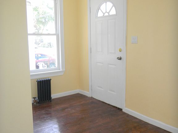 3rd image of 11136 204th St