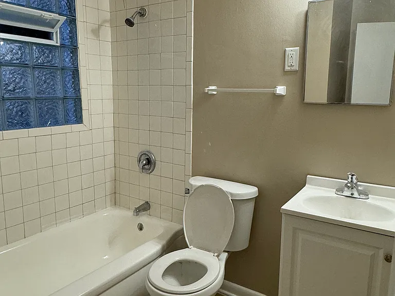 6932 W Oklahoma Ave #1 — Photo 7