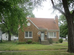 396 S Cleveland Ave, Bradley, IL 60915