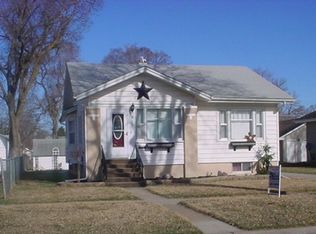 912 W 11th St, Grand Island, NE 68801