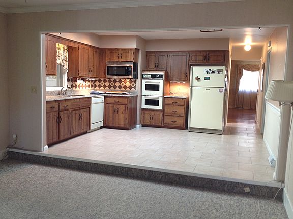2nd image of 5789 Williamsburg Dr
