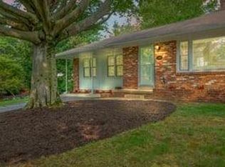 2100 Shenandoah Rd, Alexandria, VA 22308