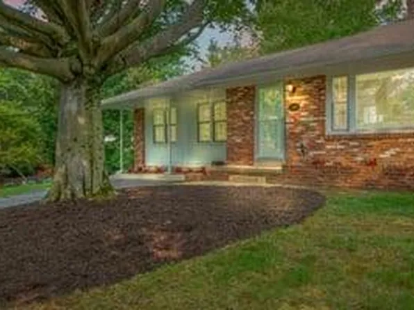 2100 Shenandoah Rd, Alexandria, VA 22308