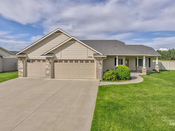 2736 Spruce Dr, Fruitland, ID 83619