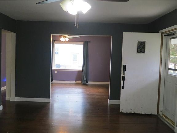 4th image of 1020 Troy Rd