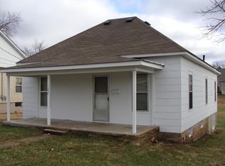 102 N Walnut St, Rolla, MO 65401