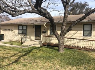 611 W 13th St, Georgetown, TX 78626