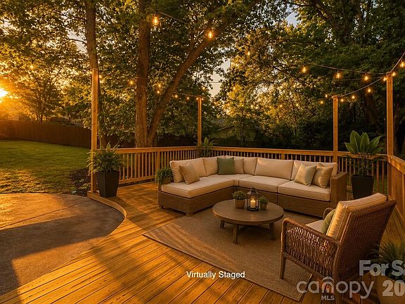 5th image of 900 Burtonwood Cir