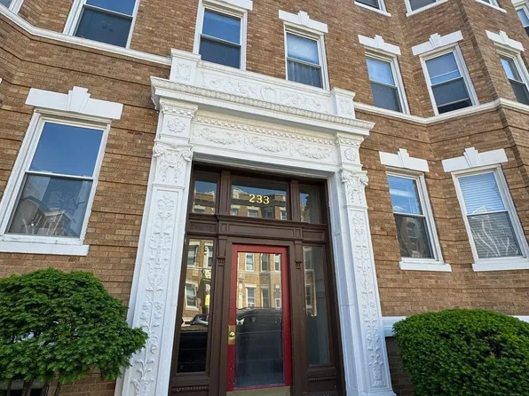 233 Kelton St APT 12, Allston, MA 02134