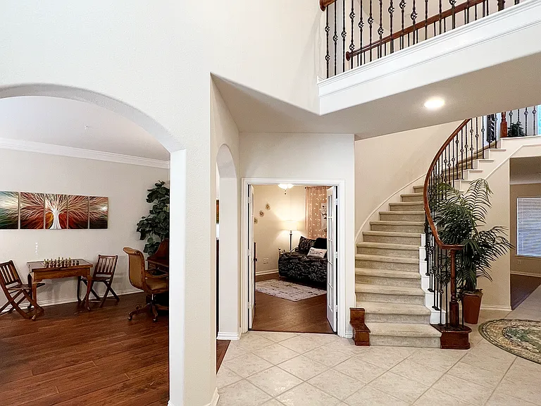 1110 Rushmore Dr — Photo 34