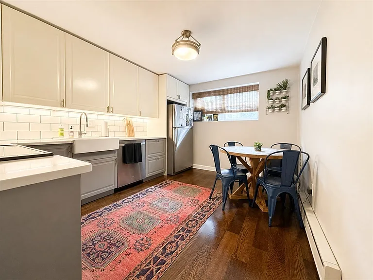 1185 Adams St #2 — Photo 8