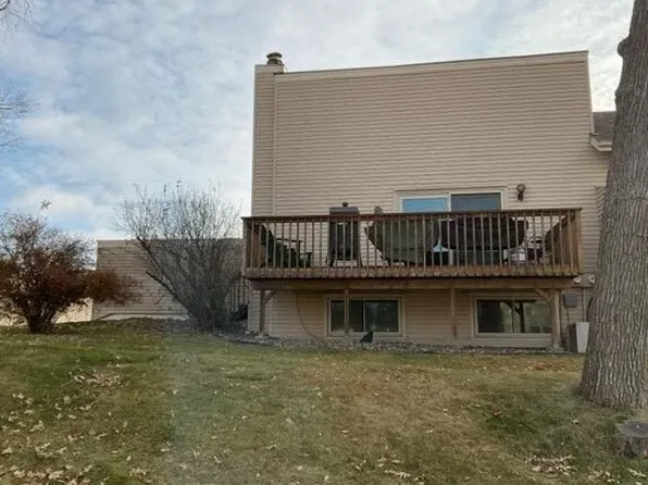 5616 N Innsbruck Ct, Minneapolis, MN 55432