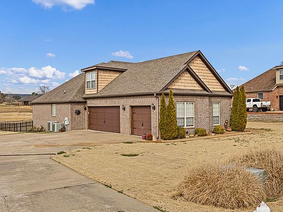 3rd image of 10092 Laura St