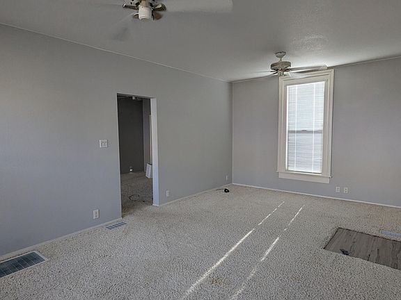 5th image of 215 3RD Street