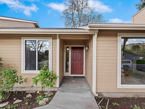 4th image of 5185 N Castle Hill Way