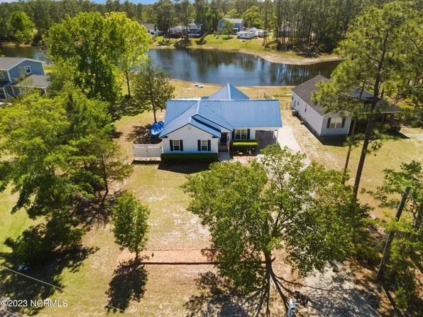 2447 Frink Lake Drive, Southport, NC 28461
