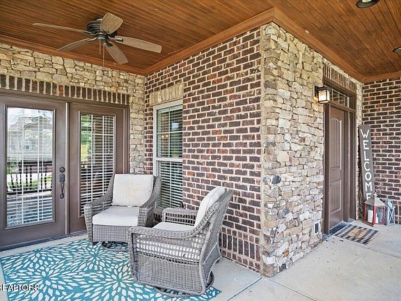 3rd image of 254 Conner Ln