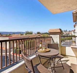 7400 Altiva Pl, Carlsbad, CA, 92009