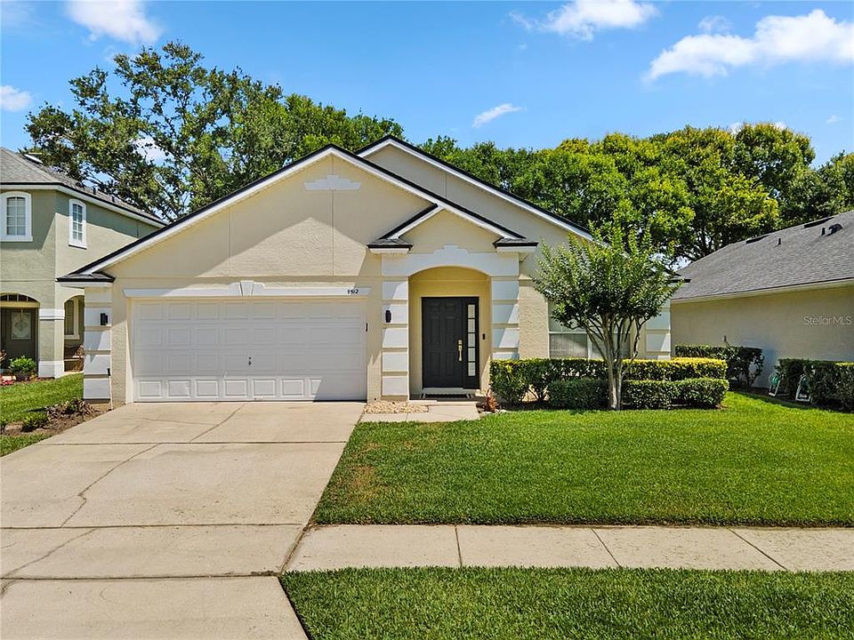 1st image of 9512 Southern Garden Cir