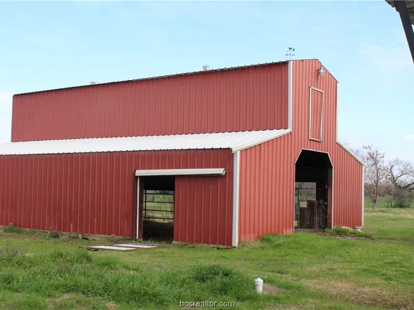 3869 Fm 1452 E, Madisonville, TX 77864