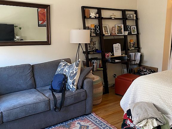 3rd image of 35 Eastern Pkwy APT 2G