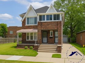 16906 Stoepel St, Detroit, MI