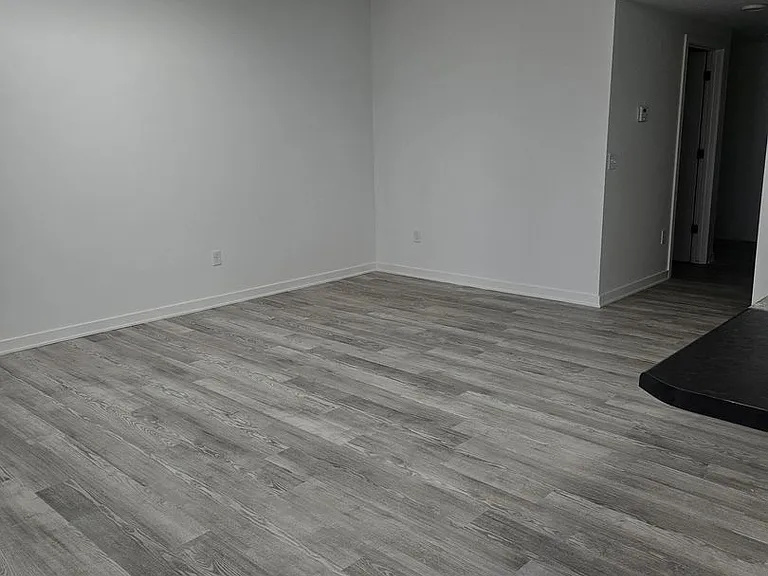 Stoddard Place Apartments — Photo 22