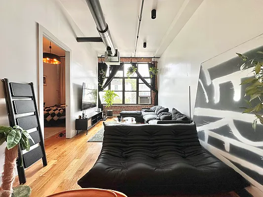 Rented by Doorway NYC, LLC | media 2