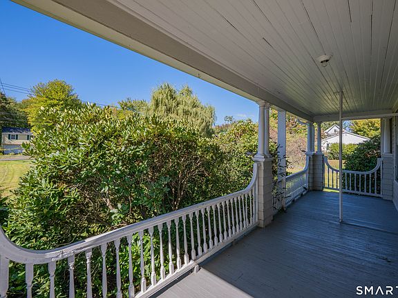 5th image of 1476 Poquonock Avenue