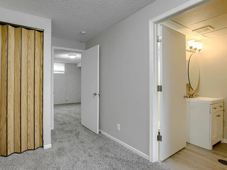 4928 Dudley St — Photo 19