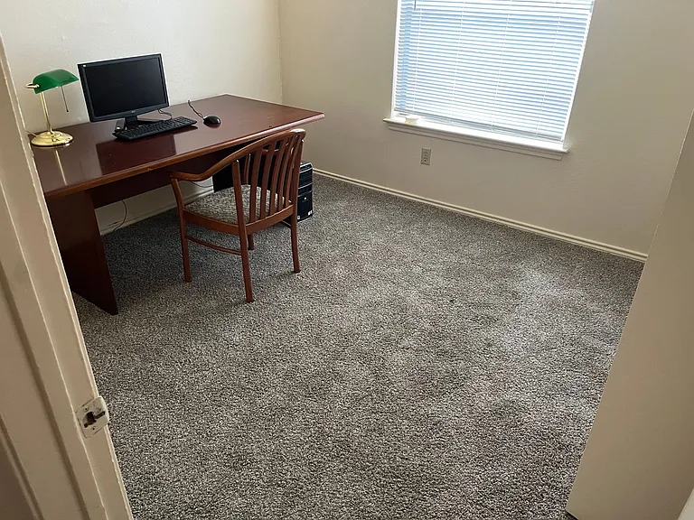 Townwood Apartments — Photo 31