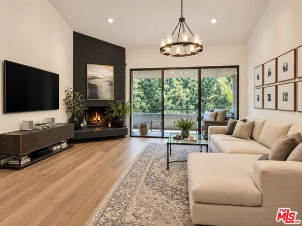 2663 Centinela Ave Unit 303, Santa Monica, CA 90405
