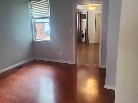 5th image of 114 S 15th St #114