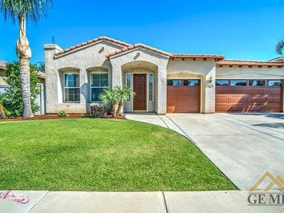 9310 Via Lugano, Bakersfield, CA, 93312