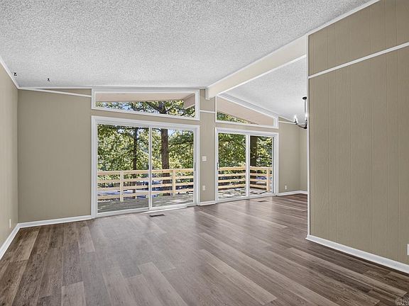 3rd image of 7 Santa Maria Ln