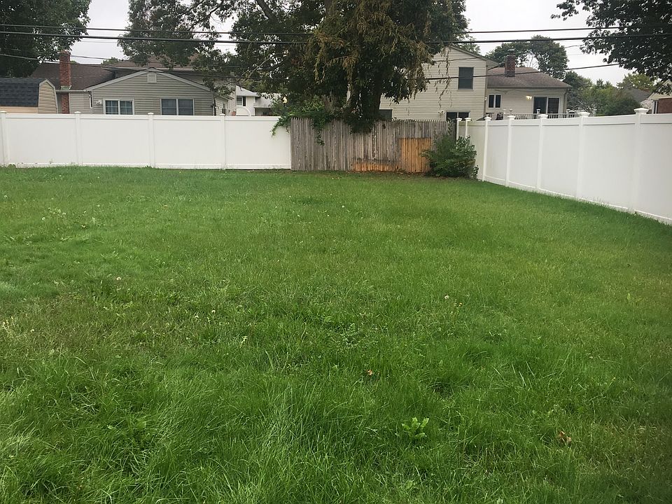1st image of 79 Meroke Ln