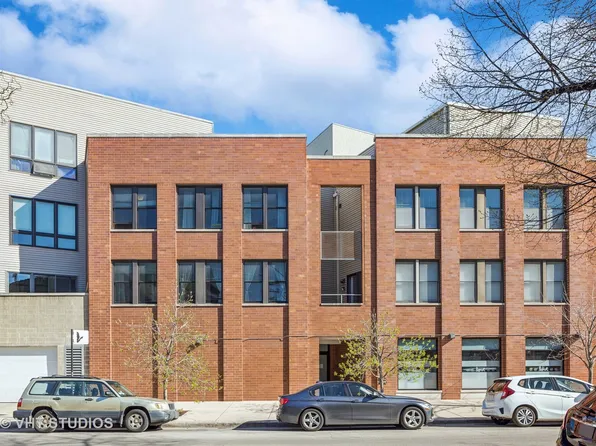 2040 W Belle Plaine Ave Unit 309, Chicago, IL 60618