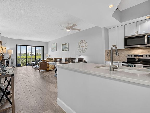 3rd image of 200 Waterway Road #104