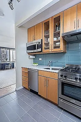 Rented by Highline Residential | media 30