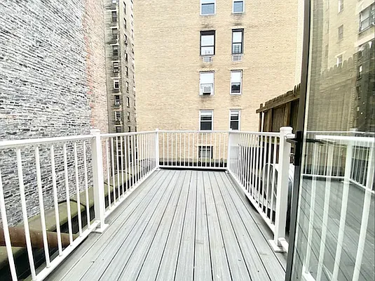 Rented by Voro New York | media 3