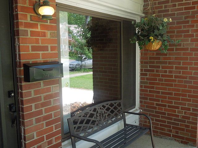 1st image of 1420 E Highland Ave