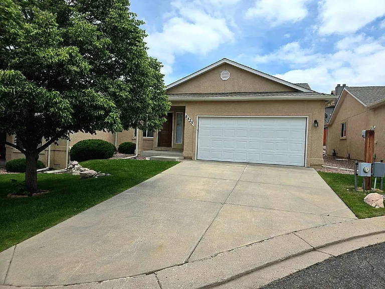 6425 Gilmore Grv — Photo 3